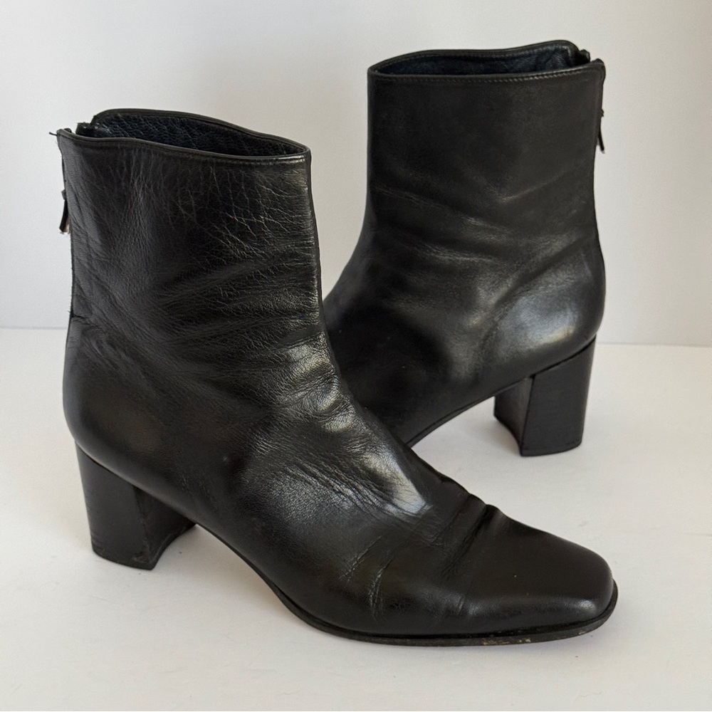 Stuart Weitzman Black Leather
Heeled Ankle Boots Size 8.5